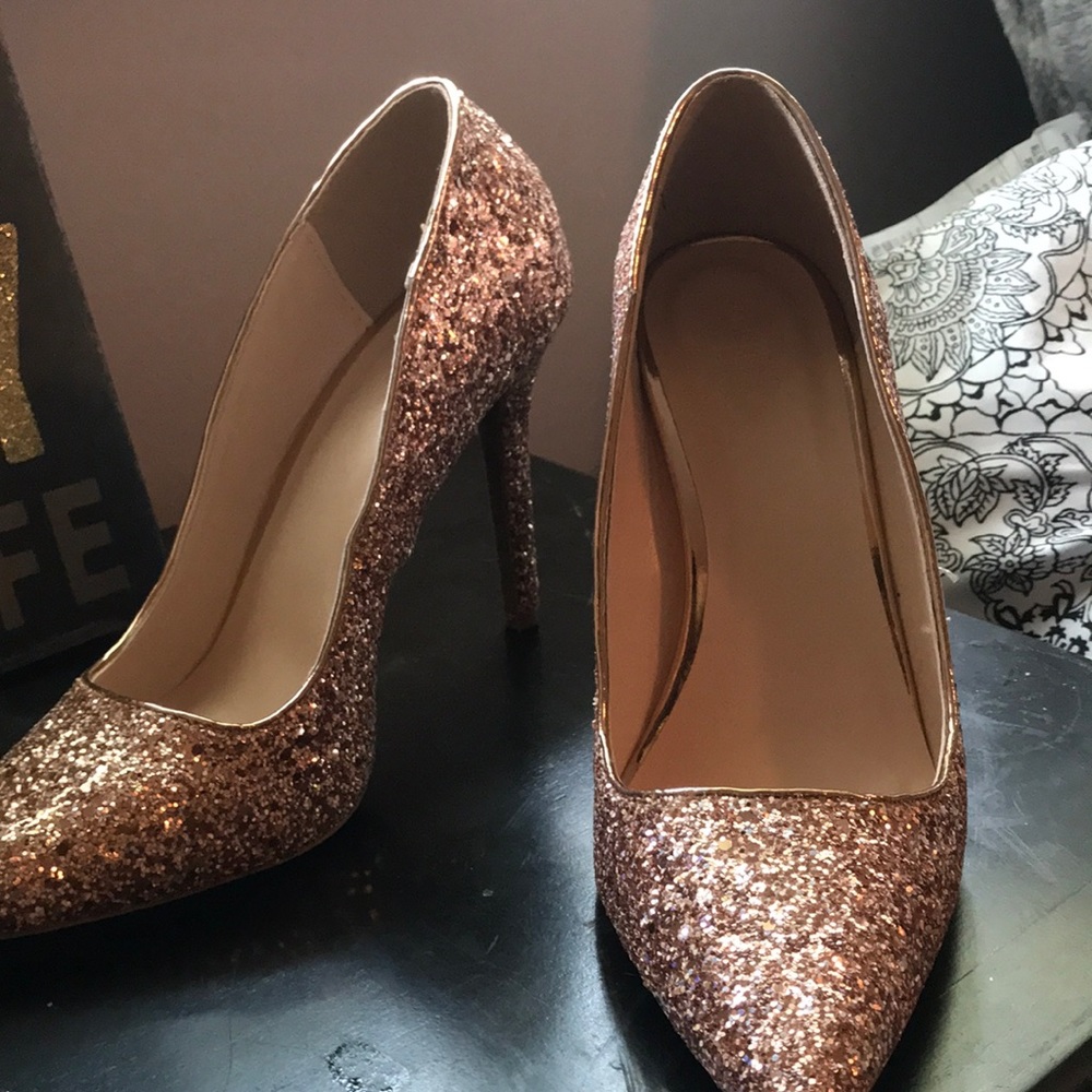 New never worn Charlotte Russe heels